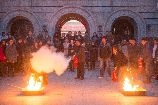 81f6b7dc24e84873016faecf90a60b8b.jpg z6.jpg