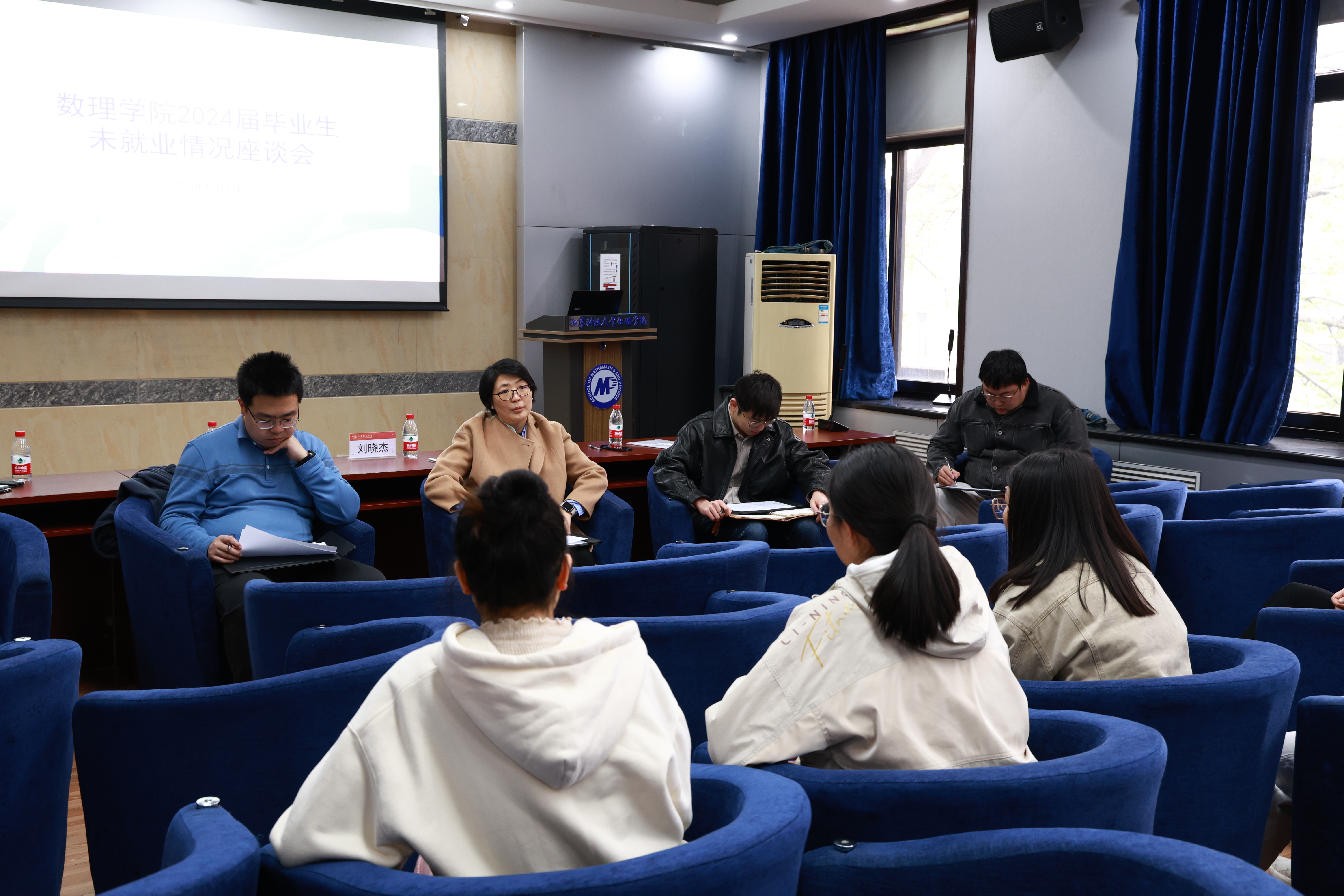 c7658bf74d226edff7e39c7674158d9c.jpg c7658bf74d226edff7e39c7674158d9c.jpg