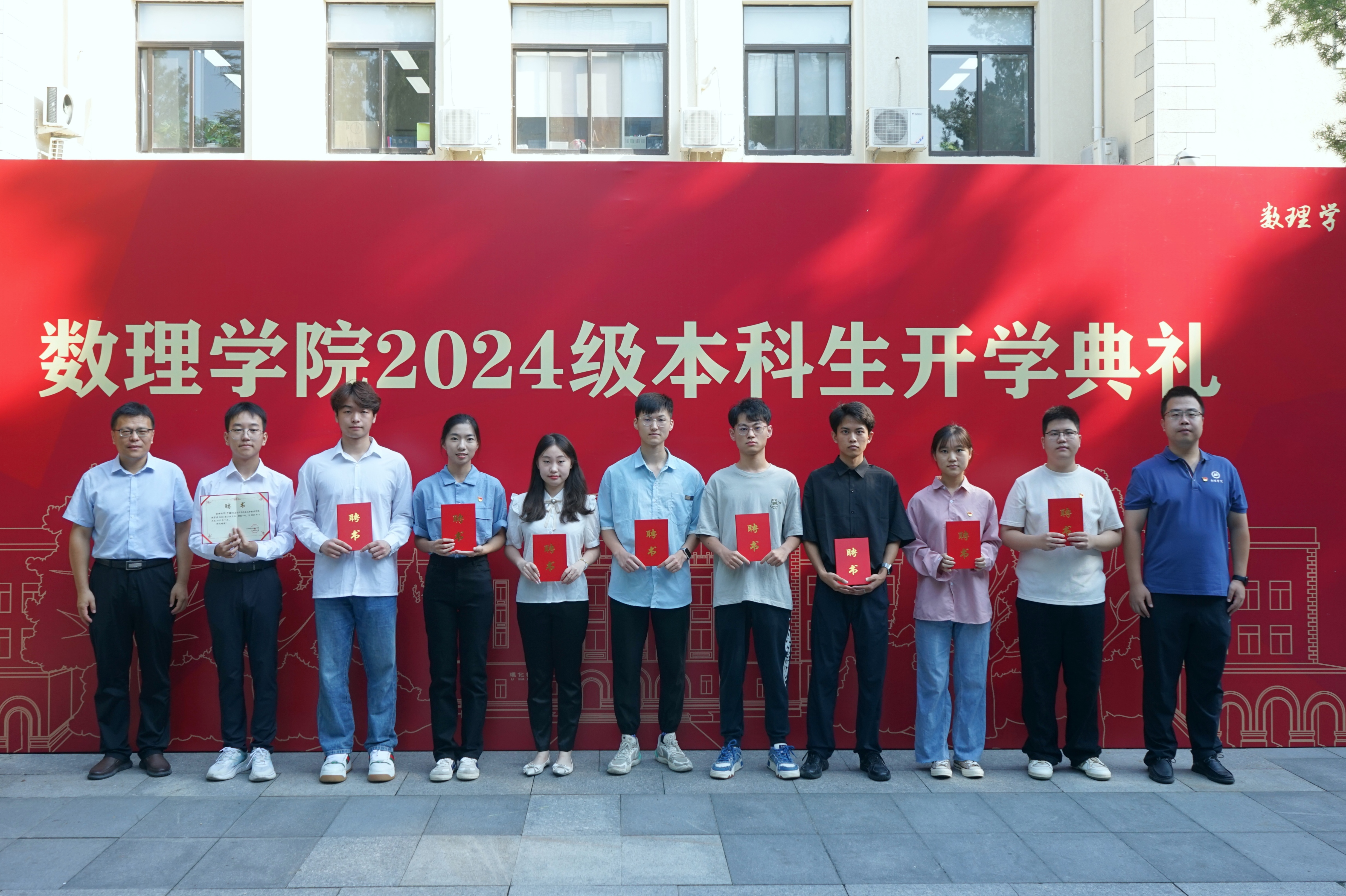 1725930124447668.jpg 1725930124447668.jpg