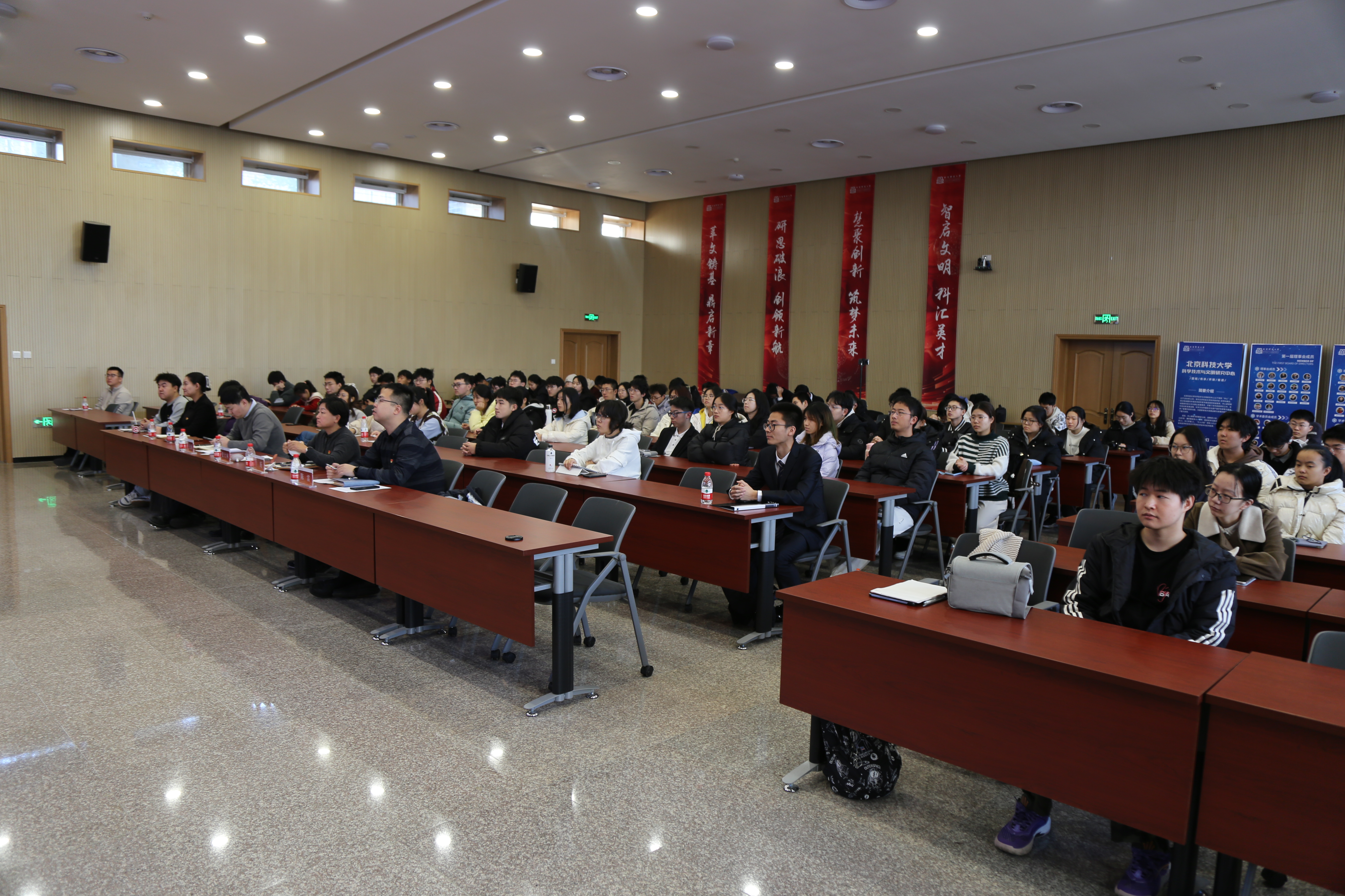 1733129212459065.jpg 1733129212459065.jpg