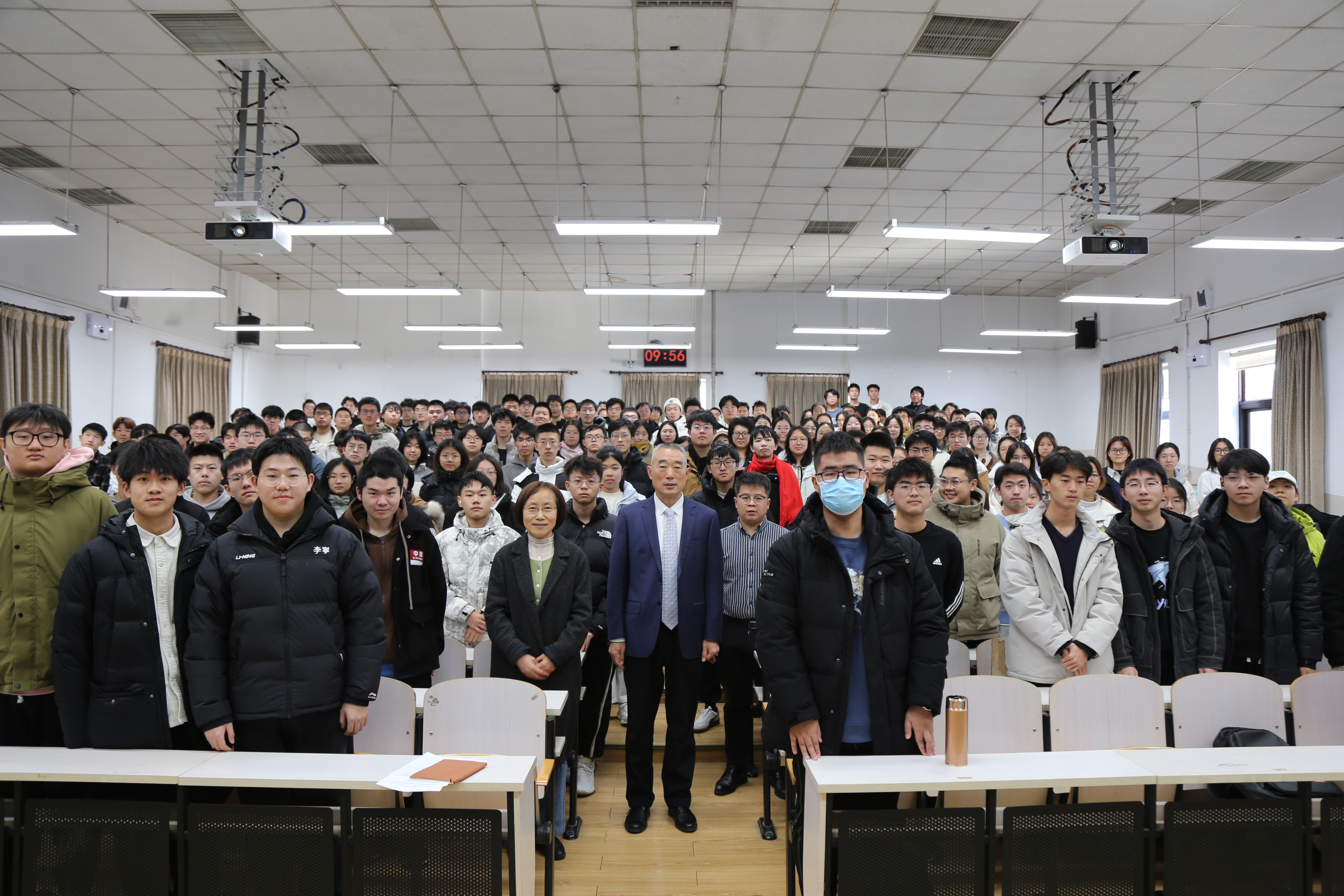 1733216303373521.jpg 1733216303373521.jpg