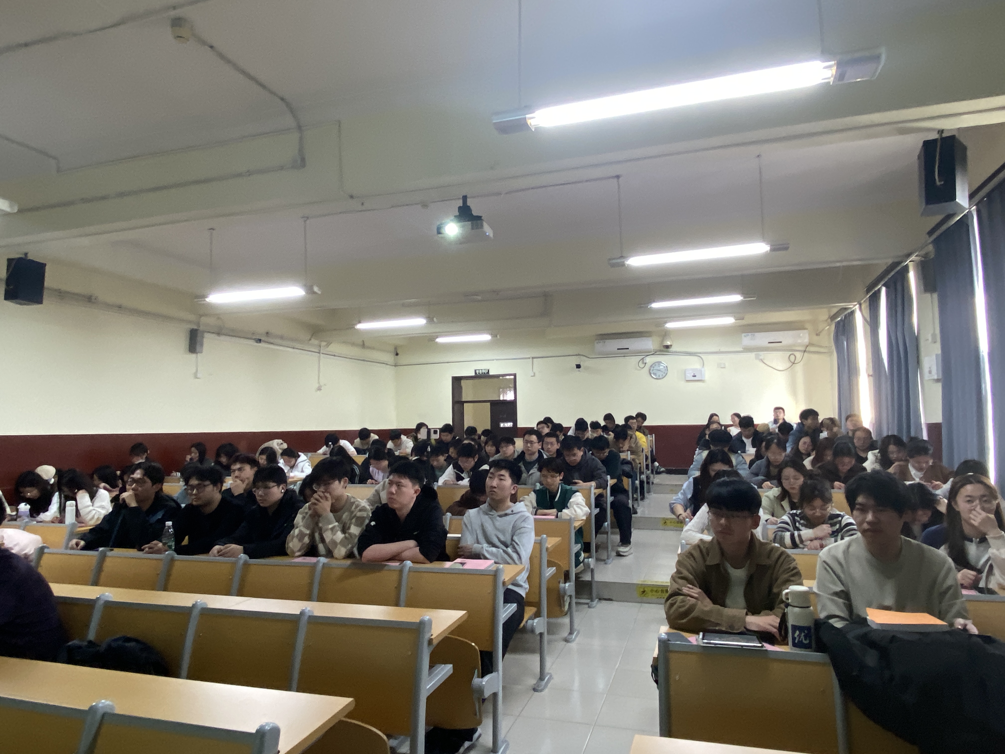 1741076266280021.jpg 1741076266280021.jpg