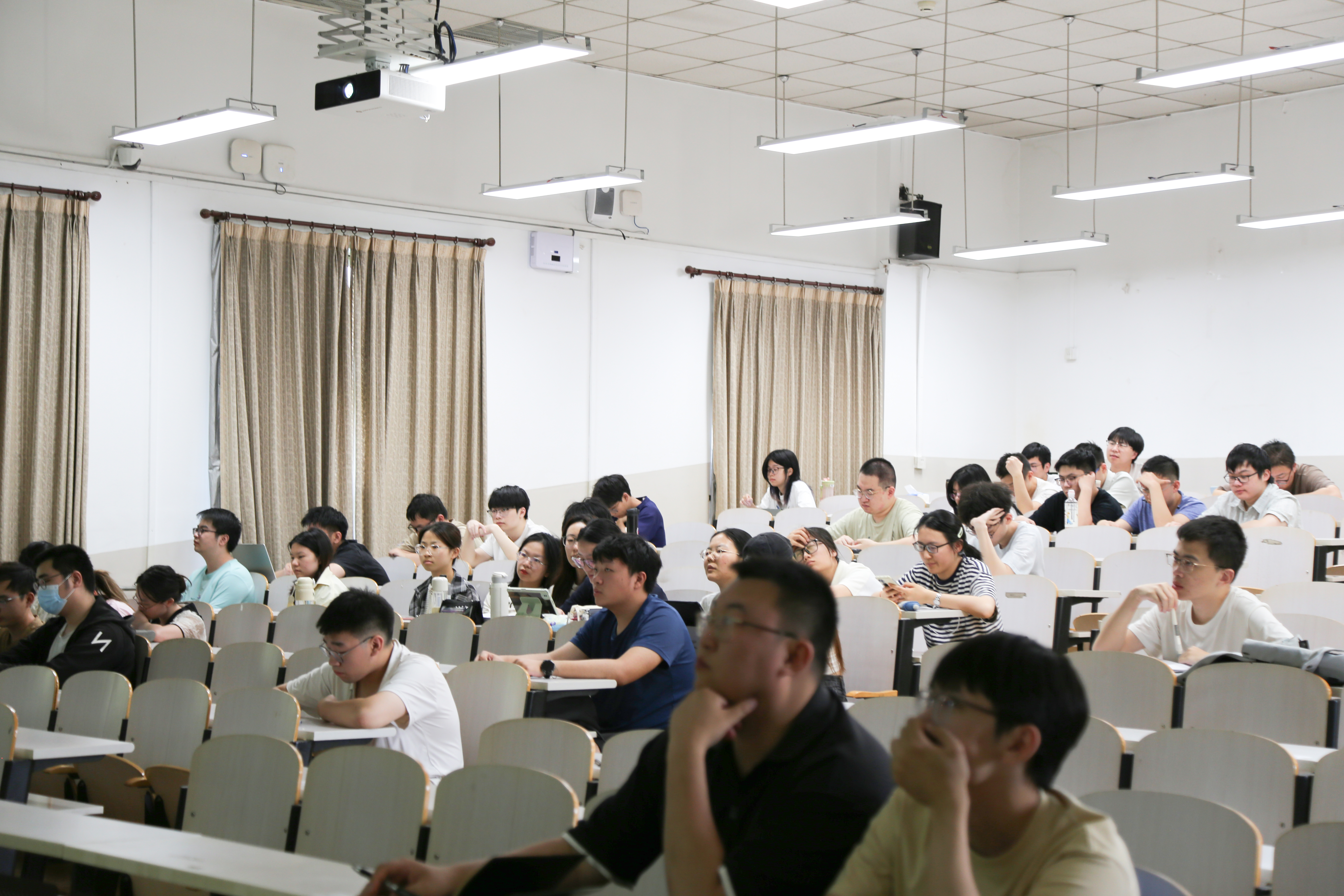 1751097594378760.jpg 1751097594378760.jpg